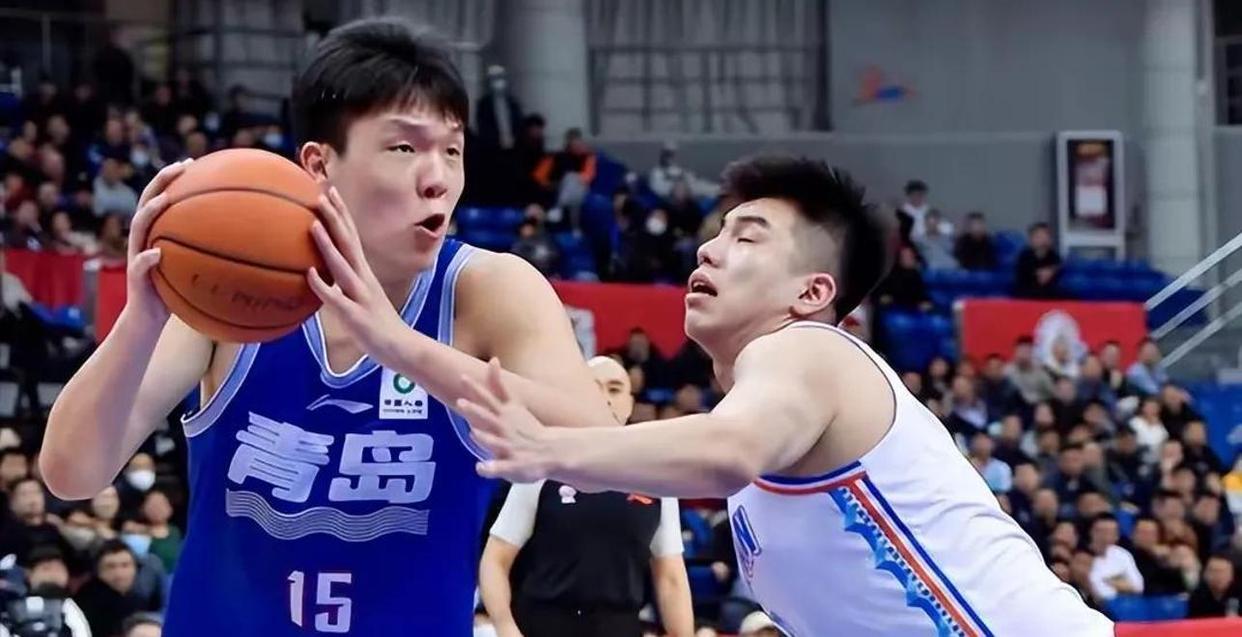 首发+首分！杨瀚森首秀从容不迫用助攻惊艳全场(杨瀚森被nba开拓者队选中)