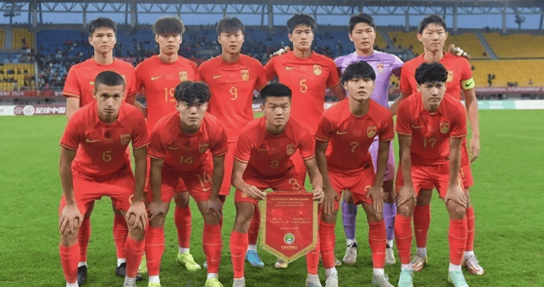 关于比赛还没开打，国足迎来一个好消息，战胜中国香港队拿第3稳了的信息