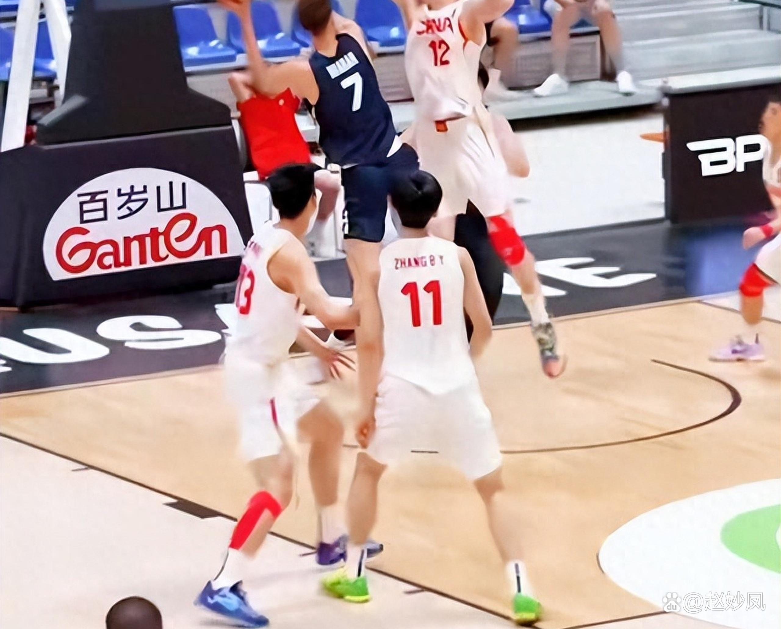 乐天堂-中国U19男篮遭三连败输49分淘汰赛对阵新西兰(国家男篮蓝队对阵新西兰)